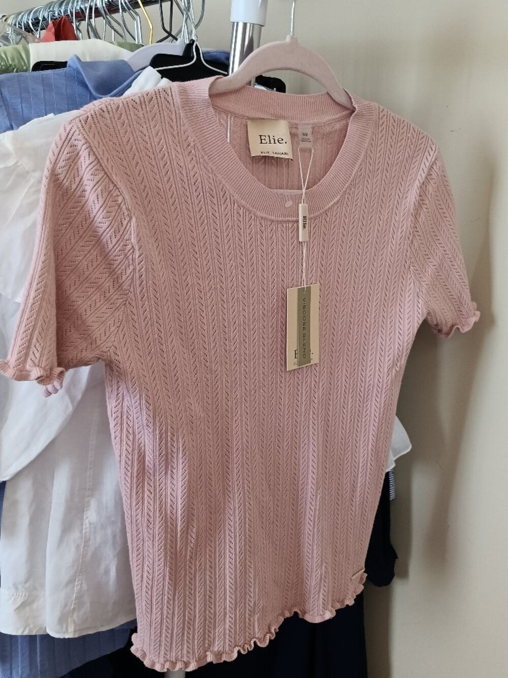 NWT Elie Tahari Soft Feminine Woven Light Mauve Pink Short Sleeve Sweater Size M